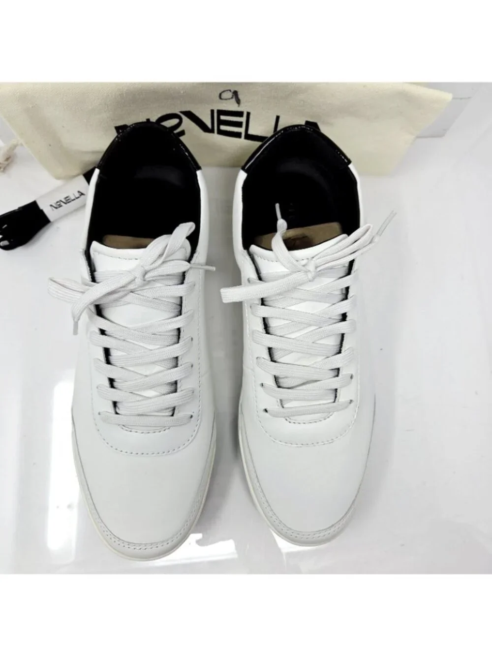 NEW Novella Preface Edition 1 Sneakers White Leather Mens 9 Womens 10.5 Low Top